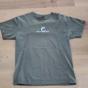 Quiksilver Green Short Sleeve Tee Casual Comfort